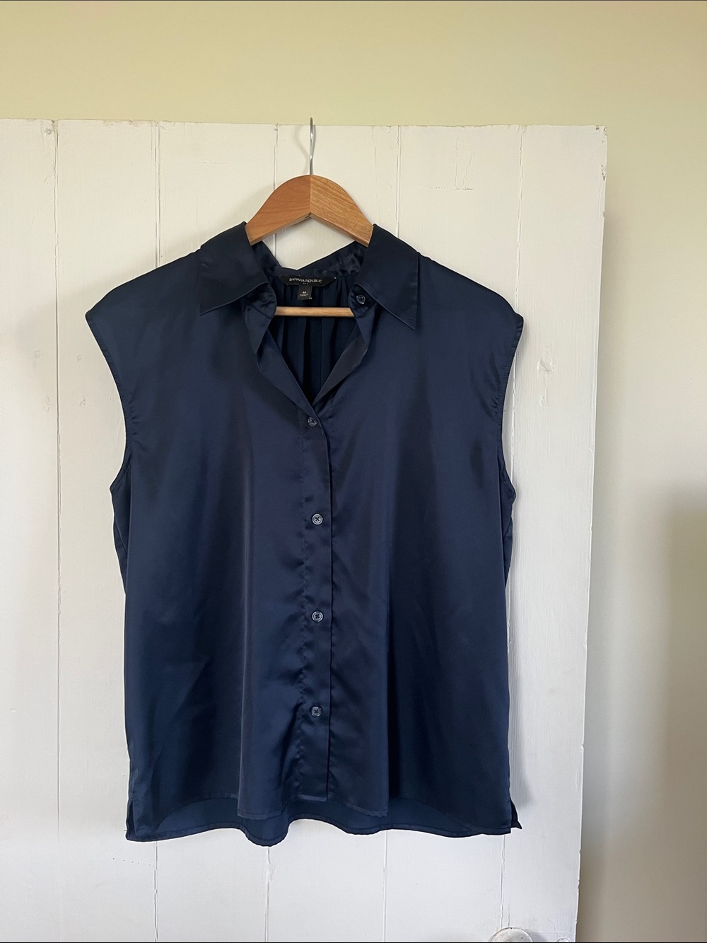 Sleeveless Satin Button-Down Top - Navy